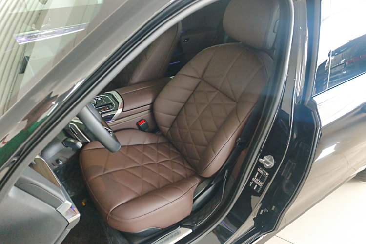 Used BMW 7 Series 2023 735Li M Sport Package