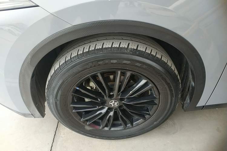 Used Venucia V 2021 260T Idol Edition
