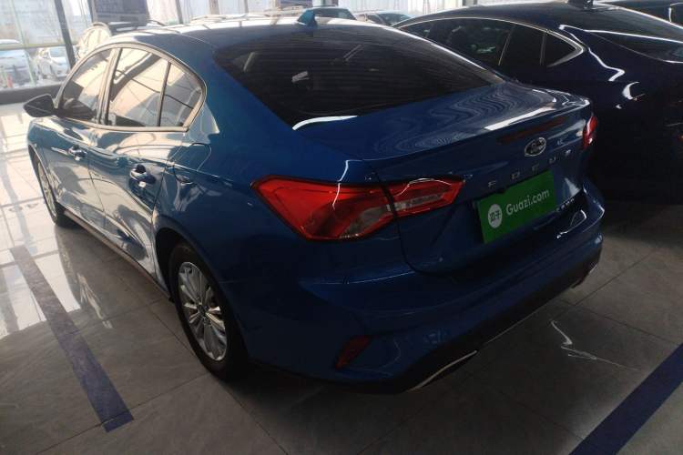 Used Ford Focus 2021 Sedan 1.5L Automatic Sharp Edition
