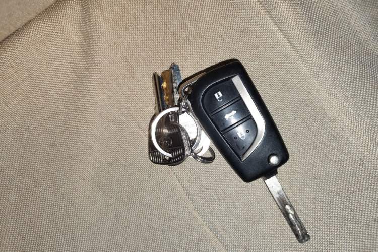 Used Toyota Corolla 2014 1.6L CVT GL-i