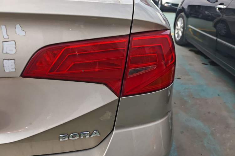 Used Volkswagen Bora 2017 1.6L Automatic Comfort Model
