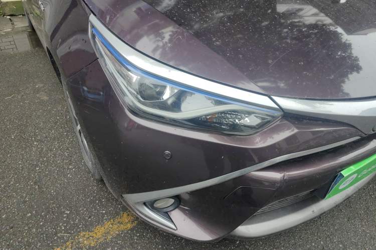 Used Toyota Levin 2016 Dual-Engine 1.8H GS E-CVT Elite Model with Sunroof