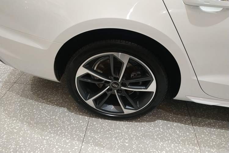 Used Audi A4L 2023 40 TFSI Fashion Dynamic Model
