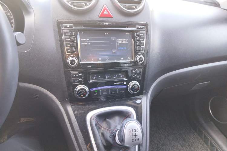 Used Haval H6 2016 Upgraded Model 1.5T Manual Two-Wheel Drive Elite Version