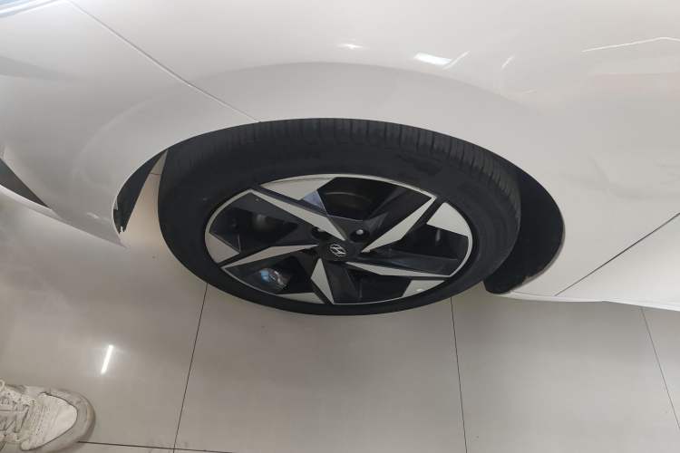 Used Hyundai Elantra 2022 1.5L CVT LUX Prestige Edition
