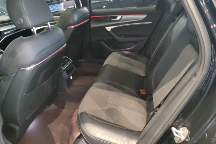 Used Audi A6L 2022 40 TFSI Luxury Dynamic Model
