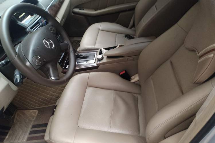 Used Mercedes-Benz E-Class 2010 E 260 L CGI Elegant Model