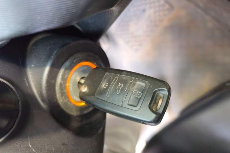 Used JMC Baodian 2020 2.5T Diesel Two-Wheel Drive Comfort Edition Long Wheelbase JX4D25A6L
