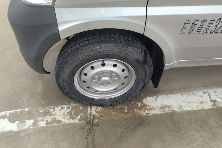 Used Wuling Rongguang Small Truck 2023 1.5L Single-Row LAR