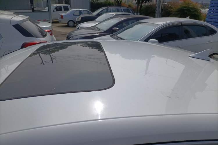 Used CHANGAN Eado 2018 1.6L GDI Manual Fashion Edition Roof