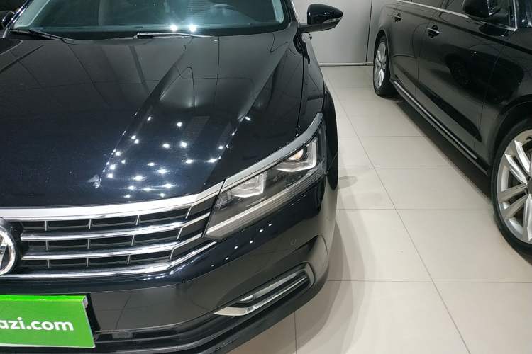 Used Volkswagen Passat 2017 330TSI DSG Luxury Edition
