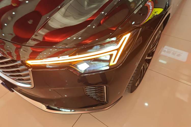 Used Volvo S90 2026 B5 Zhiyuan Luxury Edition