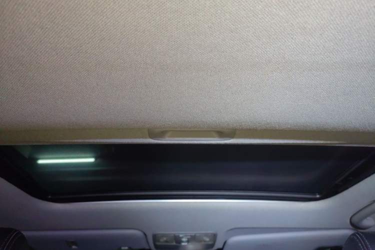 Used Hyundai Verna Ray 2014 1.4L Automatic GLX