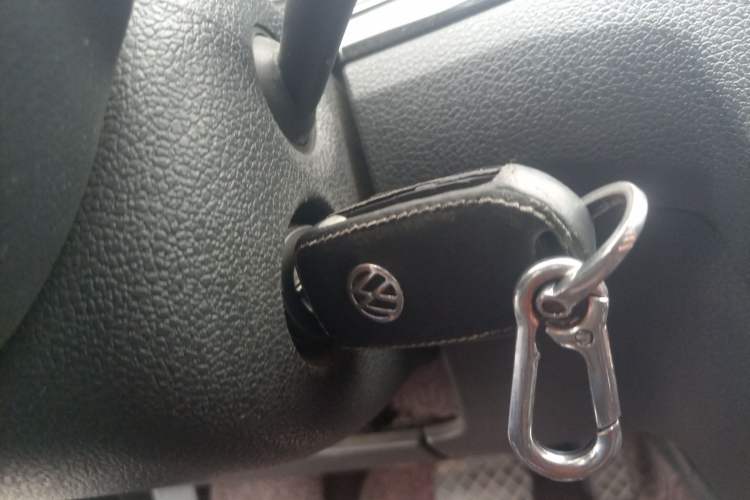 Used Volkswagen Bora 2017 230TSI DSG Comfort Version
