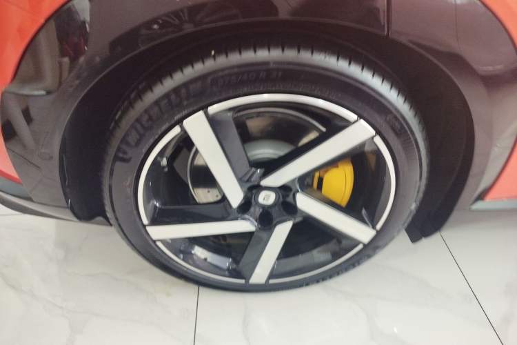 Used Xiaomi Auto YU7 2025 Ultra-Long Range High-Performance All-Wheel-Drive Max Edition