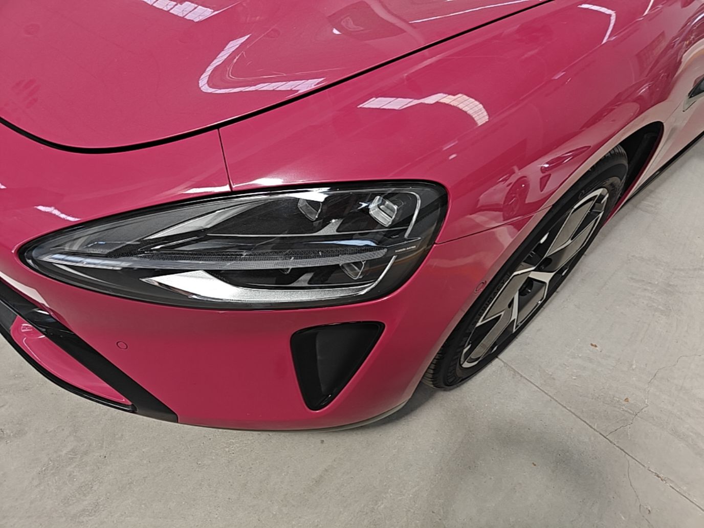 Xiaomi Auto SU7 2024 Rear-Drive Ultra-Long Range Advanced Pro-Level Intelligent Driving Version — снимка 8