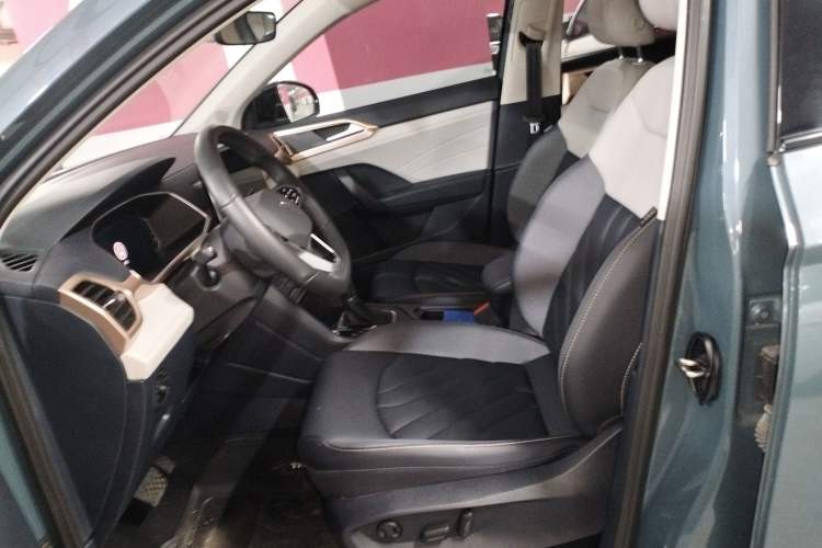 Used Volkswagen Tharu 2023 300TSI Two-Wheel-Drive Full Moon Edition