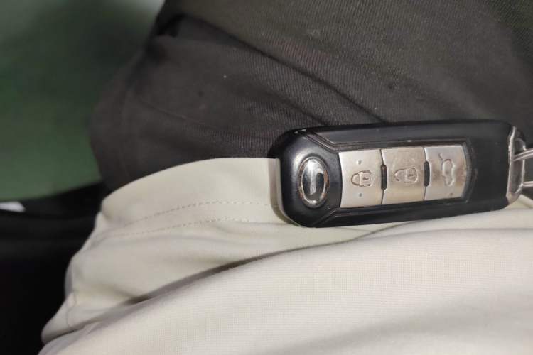 Used GAC Trumpchi GS5 Super 2015 1.8T Automatic Two-Wheel Drive Elite Edition