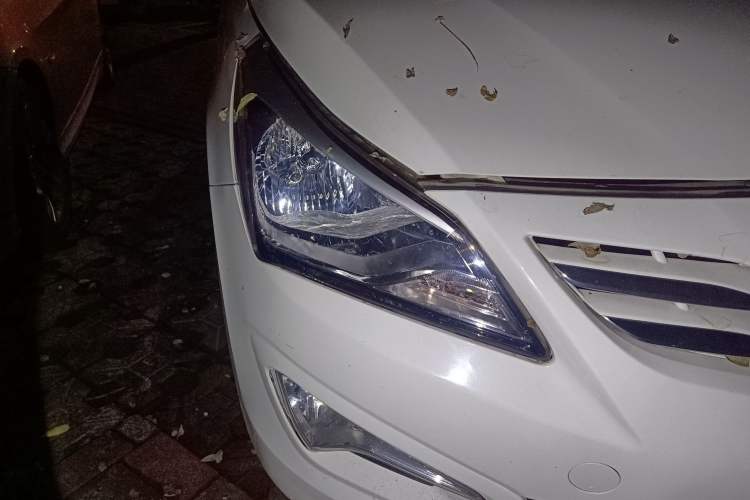 Used Hyundai Verna Ray 2014 1.4L Automatic GLX
