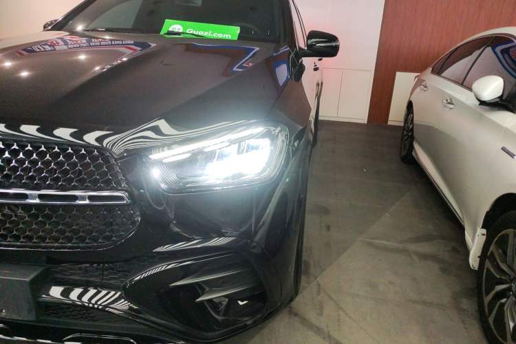 Used Mercedes-Benz GLE Coupe 2024 GLE 450 4MATIC Coupe SUV Fashion Model