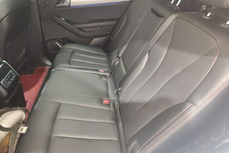 Used BYD Tang New Energy 2018 DM 2.0T All-Wheel Drive Smart Connect Elite 7-Seater China V Emission Standard