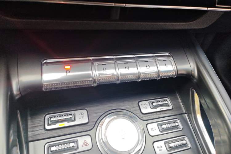 Used Lincoln Nautilus 2023 2.0T All-Wheel-Drive Luxury Edition