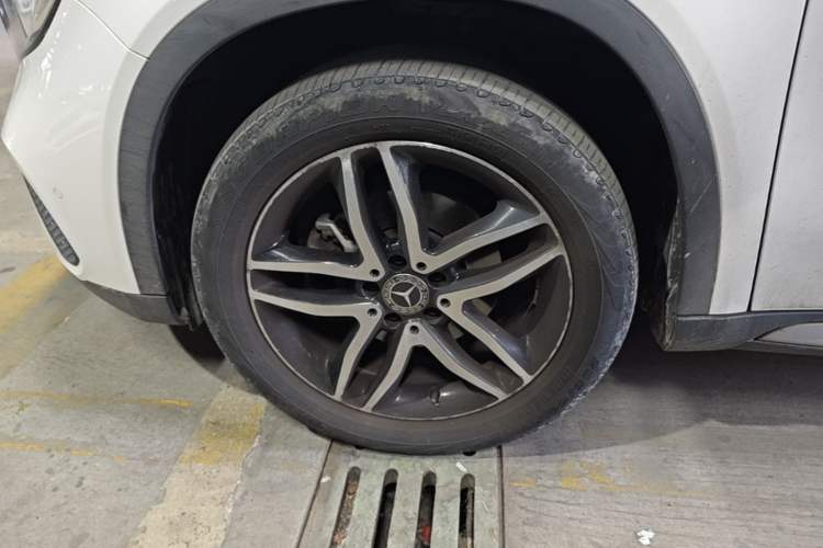 Used Mercedes-Benz GLA 2017 GLA 200 Fashion Model
