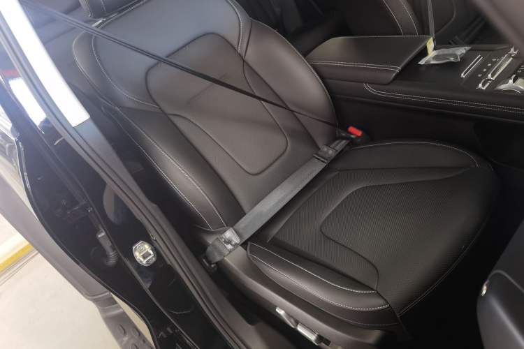 Used Tank 300 2025 2.0T Conqueror
