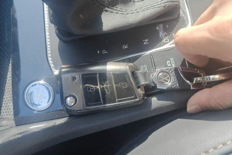 Used Volkswagen Tharu 2022 330TSI Four-Wheel Drive Luxury Edition