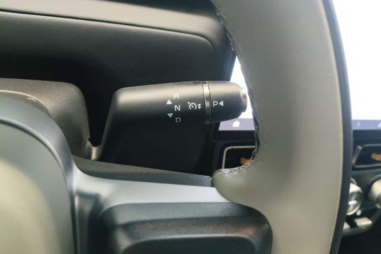 Used iCAR V23 2025 501 Four-Wheel Drive Intelligent Driving Version Gear Lever