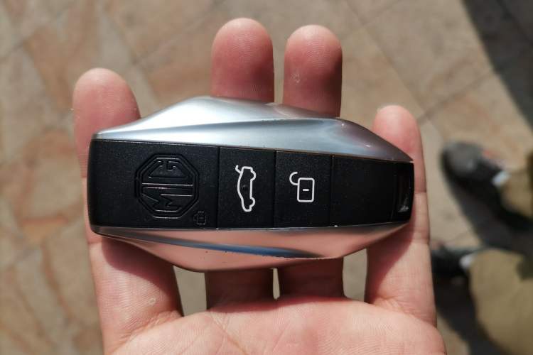 Used MG 7 2023 2.0T Automatic Hunter Luxury Edition
