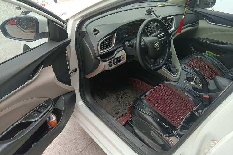 Used Buick GT 2017 15N Automatic Elite Version
