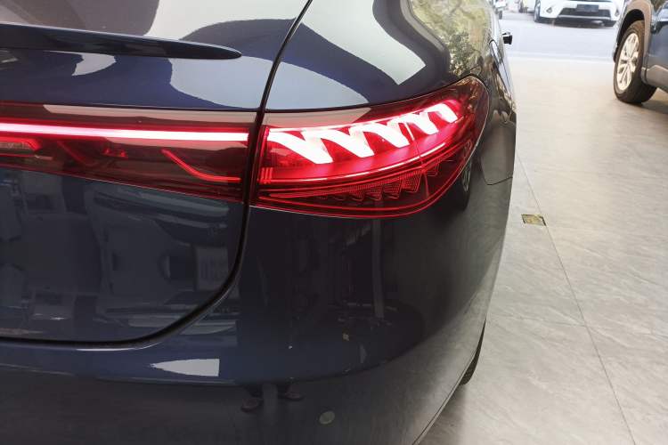 Used Mercedes-Benz EQS 2022 Updated Version 450+ Pioneer Edition