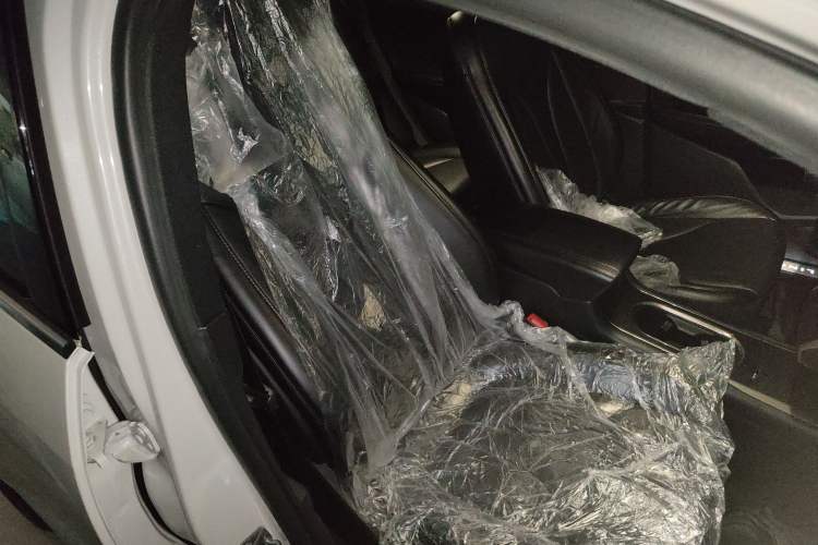 Used Lincoln MKC 2017 2.0T Two-Wheel Drive Deluxe Edition