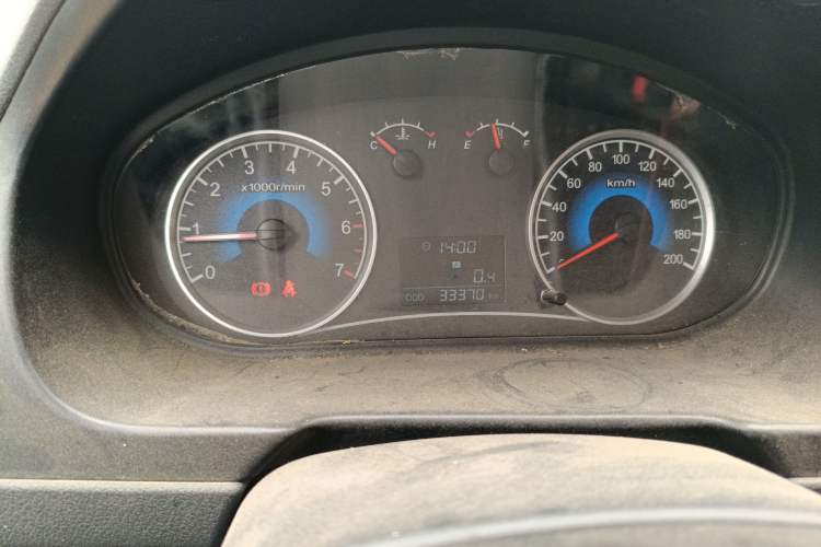 Used Dongfeng Fengon 330 2014 1.5L Manual Utility Version DK15
