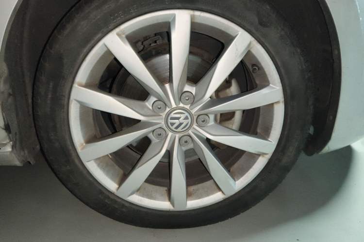 Used Volkswagen Golf 2015 1.4TSI Automatic Flagship Model
