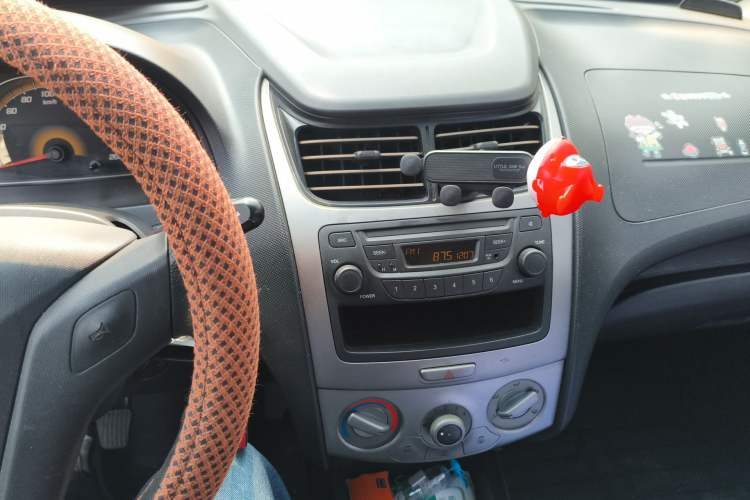 Used Chevrolet Sail 2013 Sedan 1.2L Manual Fashionable Happiness Edition