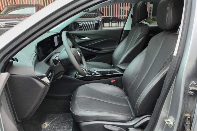 Used Buick Verano 2023 Pro Enjoyment Edition Left Front Seat