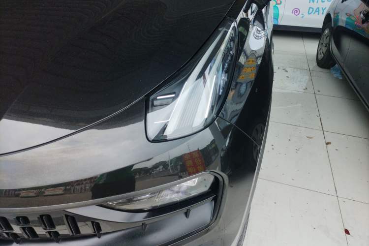 Used Lynk & Co 05 EM-P 2021 1.5TD PHEV HALO Left Front Headlight