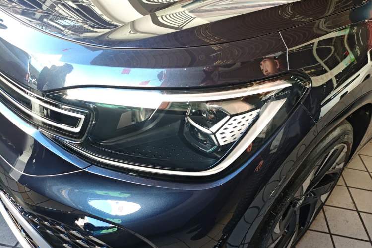 Used Volkswagen ID.6 CROZZ 2021 First Edition
