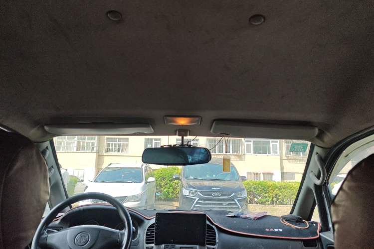 Used FORTHING Lingzhi 2013 M3 1.6L 7-seat Standard Model