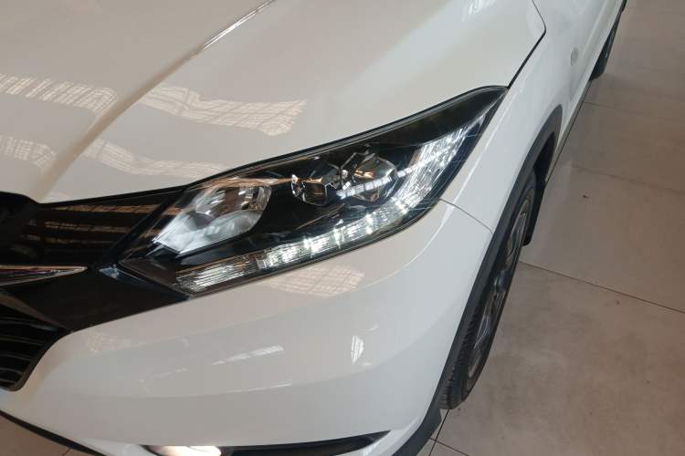 Used Honda Vezel 2017 1.8L CVT Front-Wheel Drive Pioneer Edition Left Front Headlight