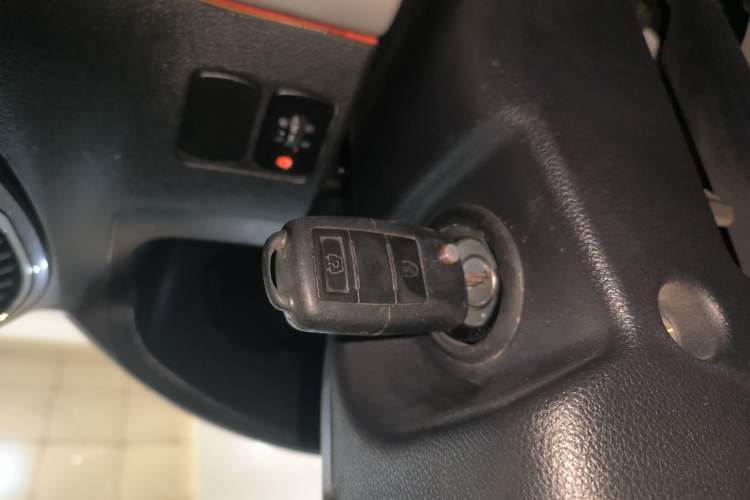 Used FORTHING Lingzhi 2018 M3 1.6L 7-Seater Comfort Model