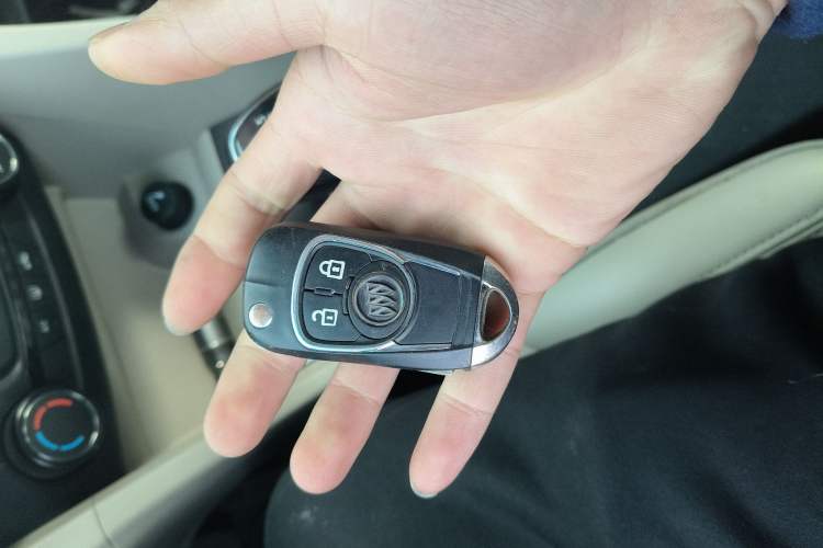 Used Buick GT 2018 15T Manual Elite Version China V Standard