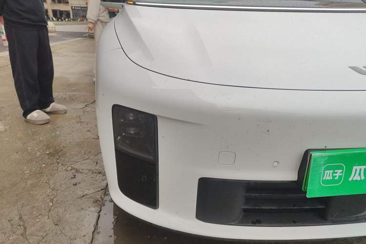 Used Li Auto i6 2025 Model Two-Wheel-Drive Standard Type