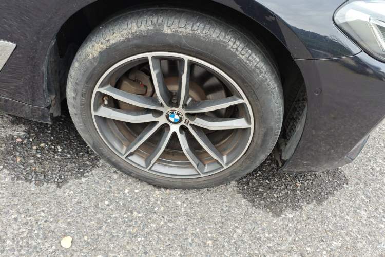 Used BMW 5 Series 2021 Facelifted 525Li M Sport Package
