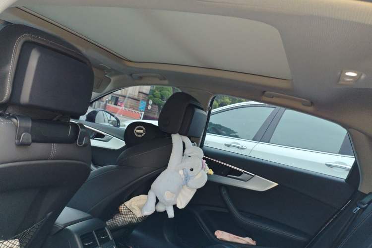 Used Audi A4L 2022 40 TFSI Luxury Dynamic Model
