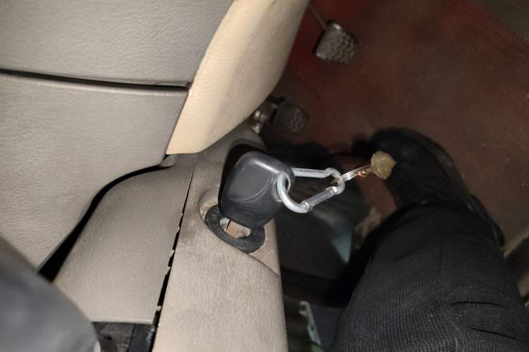 Used Dongfeng Junfeng 2014 1.3L Standard Version
