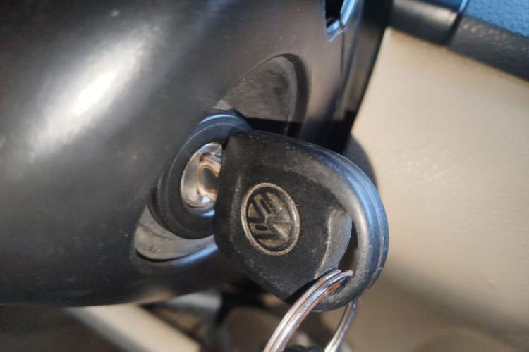 Used Volkswagen Polo 2006 Jingqu 1.4L Manual - Elegant Edition
