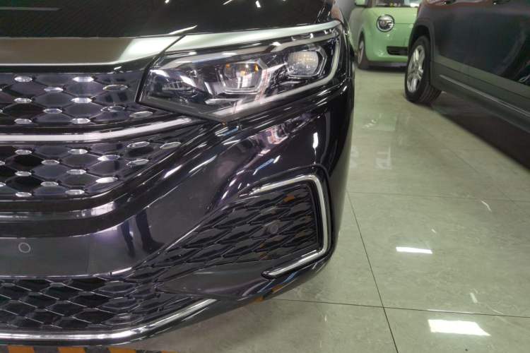 Used Volkswagen Passat 2023 330TSI Starry Luxury Edition
